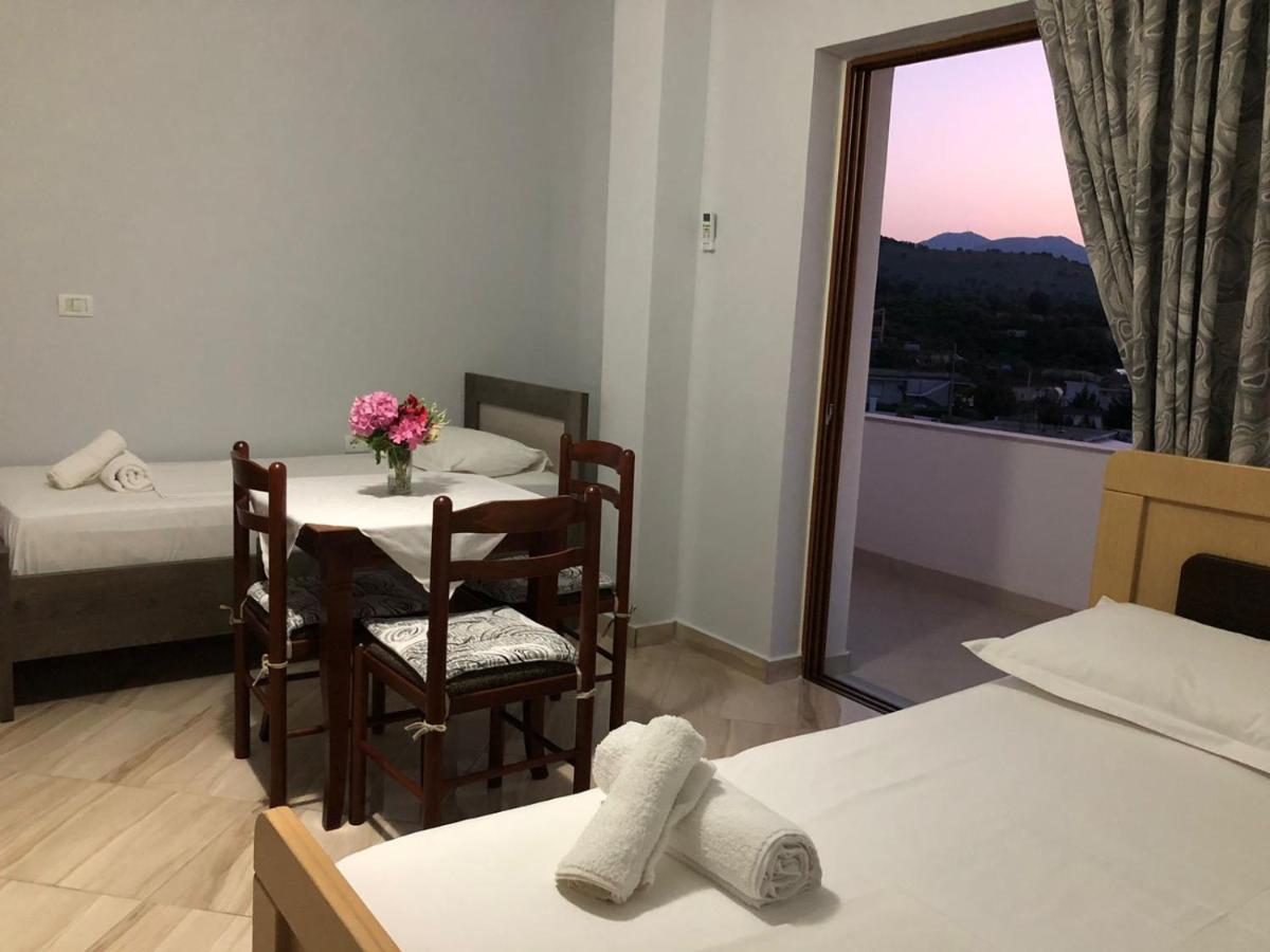 Vila Jeti Ksamil Bagian luar foto